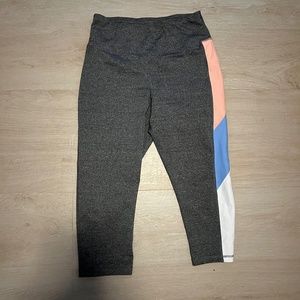 C&C California Grey 3/4 yoga pants